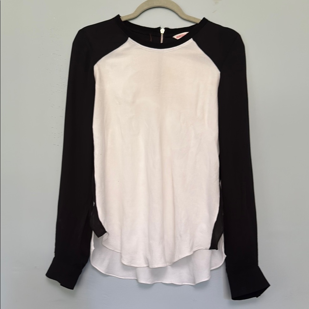 Rebecca Taylor Asymmetrical Raglan Blouse White and Black
